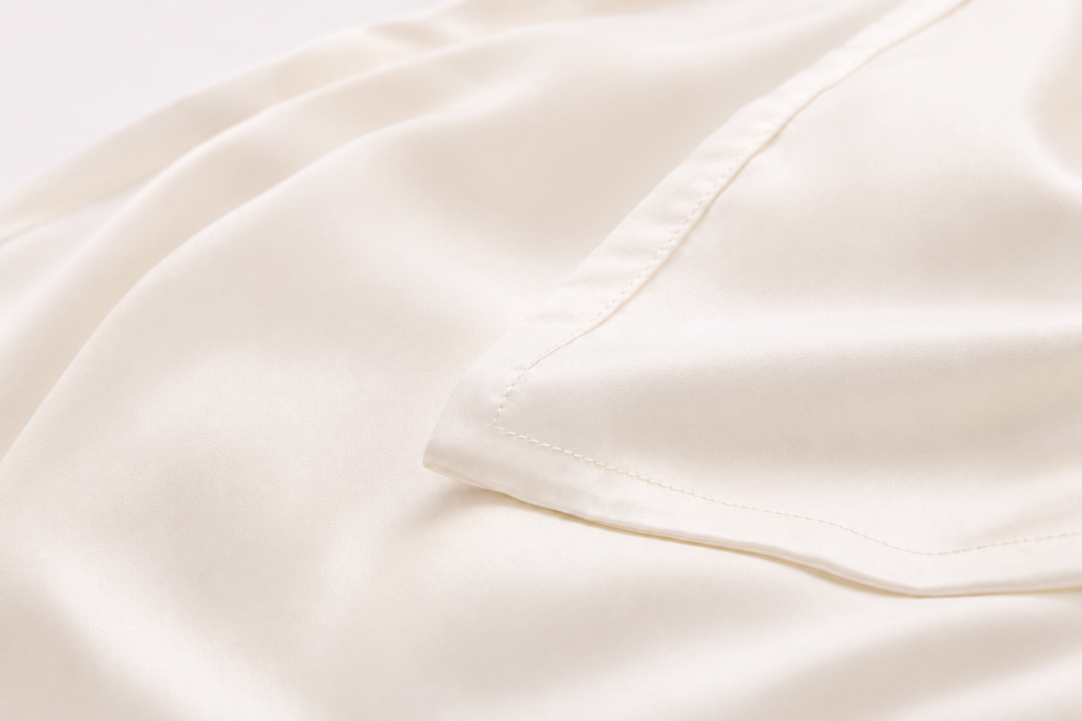 The Glide Pillowcase